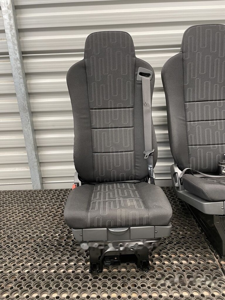 Mercedes-Benz ATEGO SEATS BRAND NEW truck - مقاعد السيارات - شاحنة: صور 3 Mercedes-Benz ATEGO SEATS BRAND NEW truck - مقاعد السيارات - شاحنة: صور 3