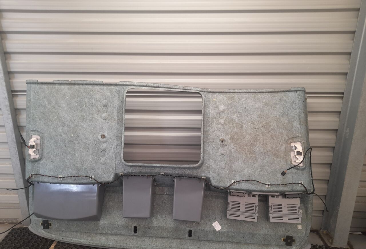 PODSUFITKA TAPICERKA Mercedes-Benz ATEGO A9406907550 - الكابينة والداخلية - شاحنة: صور 3 PODSUFITKA TAPICERKA Mercedes-Benz ATEGO A9406907550 - الكابينة والداخلية - شاحنة: صور 3