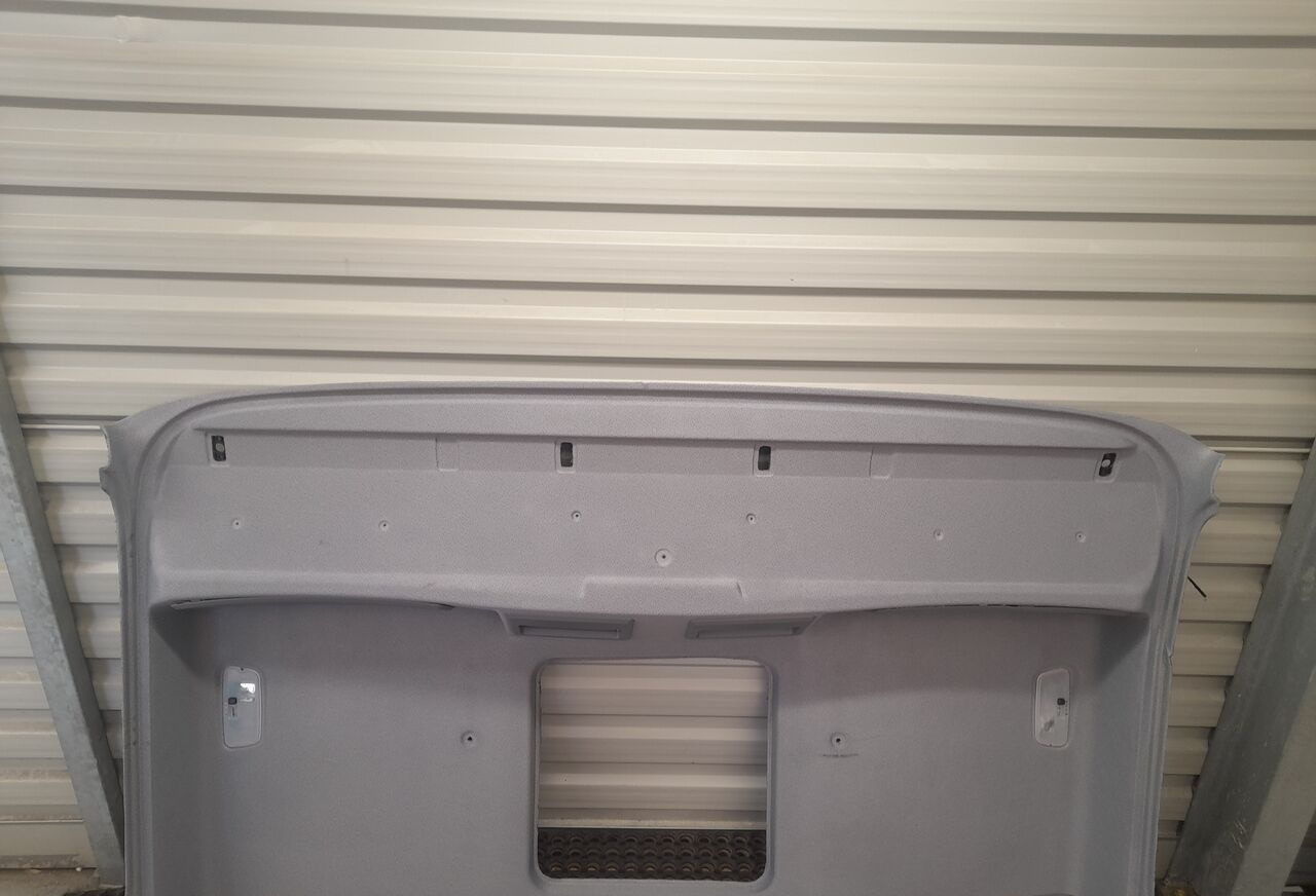 PODSUFITKA TAPICERKA Mercedes-Benz ATEGO A9406907550 - الكابينة والداخلية - شاحنة: صور 4 PODSUFITKA TAPICERKA Mercedes-Benz ATEGO A9406907550 - الكابينة والداخلية - شاحنة: صور 4