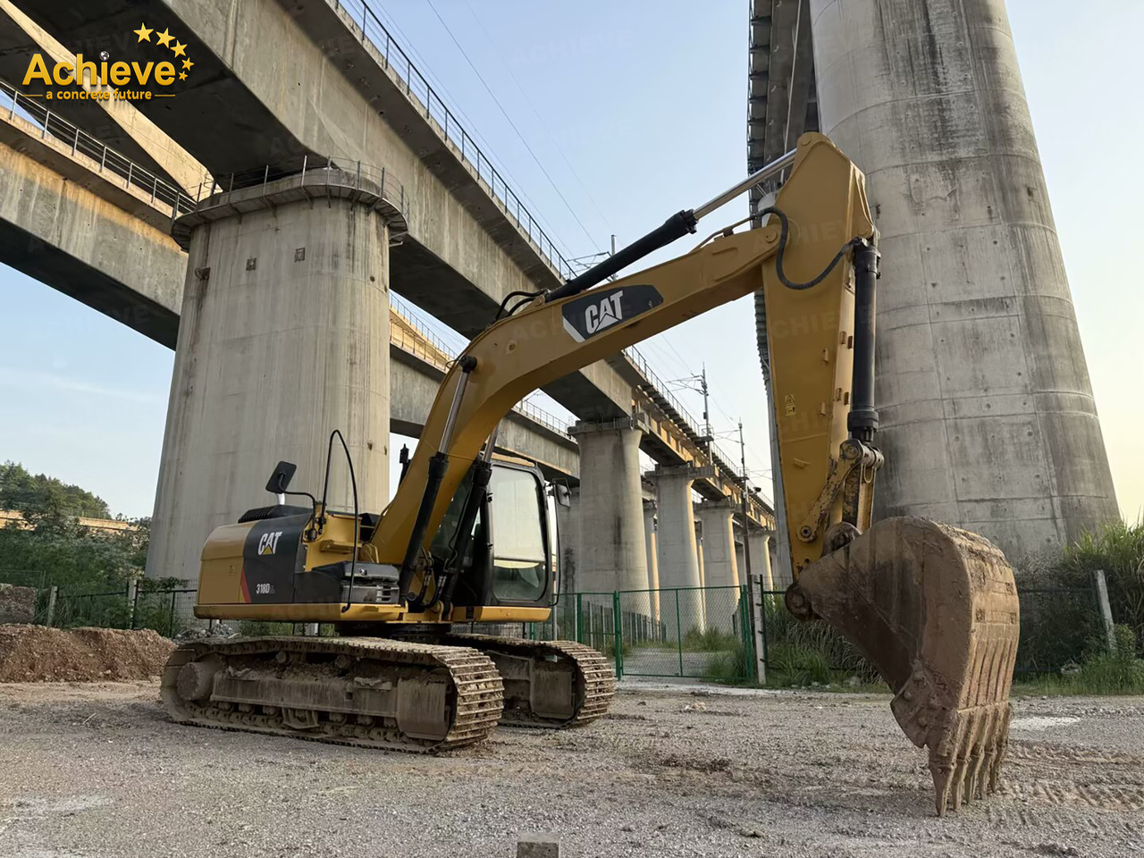 Caterpillar 318DL hydraulic excavator 0.72-0.8 m³ 91 kw/rpm 42.0-42.3 kN Cat® C4.2 【ACHIEVE】 TOP CONDITION!!! - حفارات زحافة: صور 1 Caterpillar 318DL hydraulic excavator 0.72-0.8 m³ 91 kw/rpm 42.0-42.3 kN Cat® C4.2 【ACHIEVE】 TOP CONDITION!!! - حفارات زحافة: صور 1