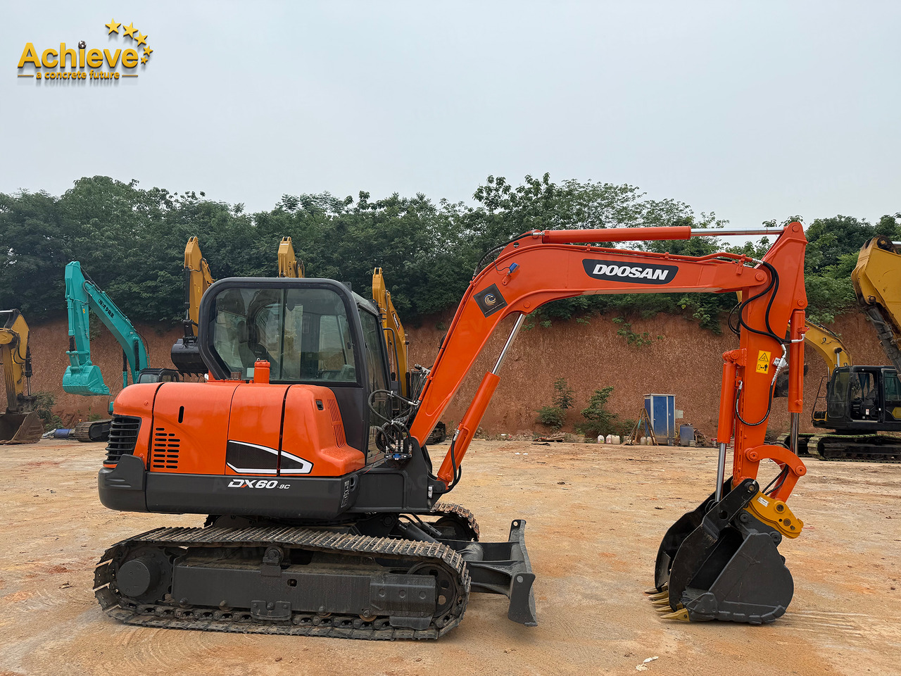 DOOSAN Diwanlun DX60-9 Excavator 38.9(52.1)/2100kW(HP) / rpm D24C 0.23m3 5700kg 4.2+2.8Ton 【ACHIEVE】 TOP CONDITION!!! - حفارات زحافة: صور 4 DOOSAN Diwanlun DX60-9 Excavator 38.9(52.1)/2100kW(HP) / rpm D24C 0.23m3 5700kg 4.2+2.8Ton 【ACHIEVE】 TOP CONDITION!!! - حفارات زحافة: صور 4