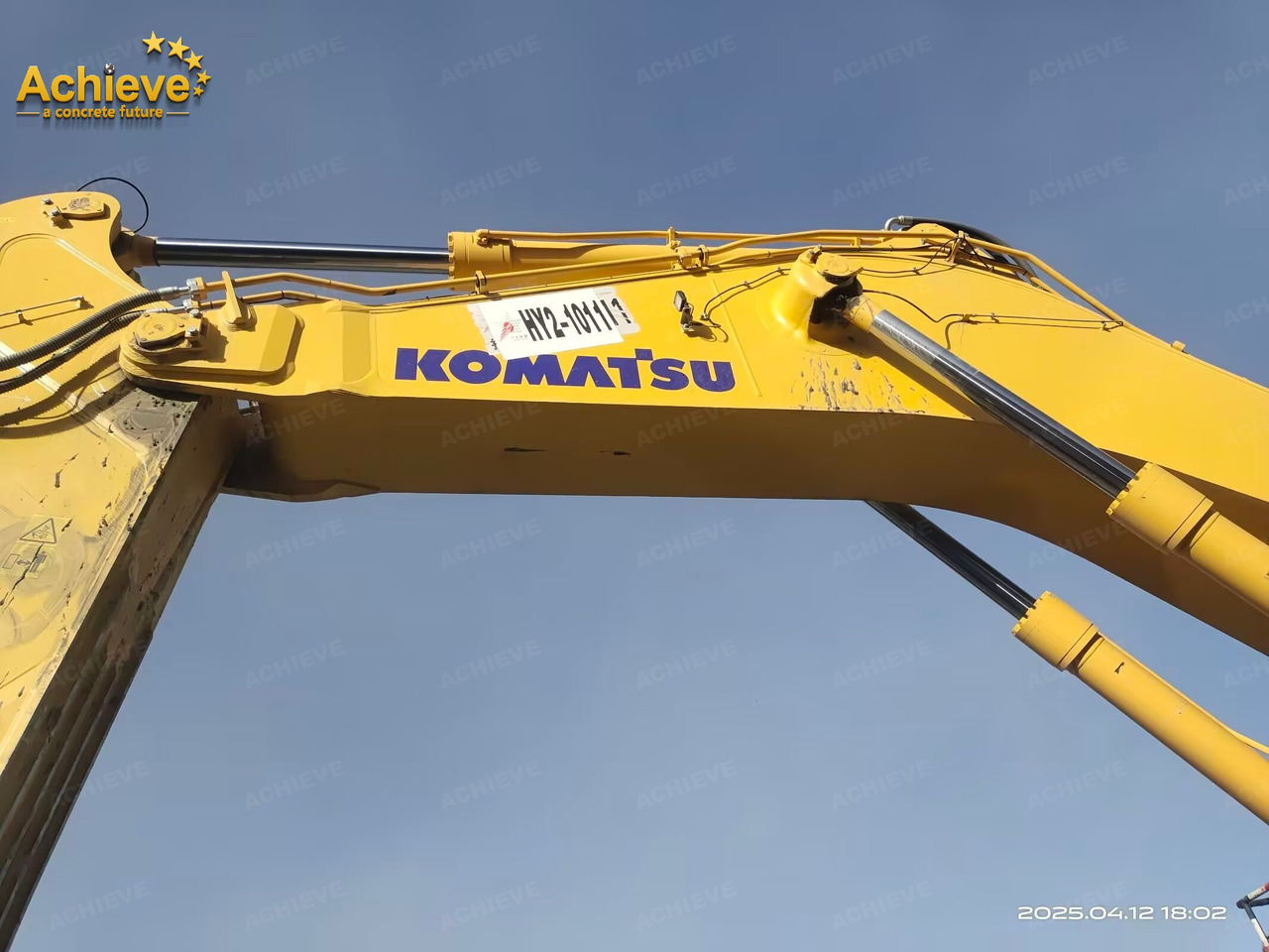 حفارات زحافة komatsu 【ACHIEVE】TOP CONDITION!!! PC1250-11R 2023 4500h Horsepower (HP) 758 HP @ 1,800 rpm Operating weight (lbs) 269,300 - 272,600 Bucket Capacity (yd3) 5.3-9.5: صور 7 حفارات زحافة komatsu 【ACHIEVE】TOP CONDITION!!! PC1250-11R 2023 4500h Horsepower (HP) 758 HP @ 1,800 rpm Operating weight (lbs) 269,300 - 272,600 Bucket Capacity (yd3) 5.3-9.5: صور 7