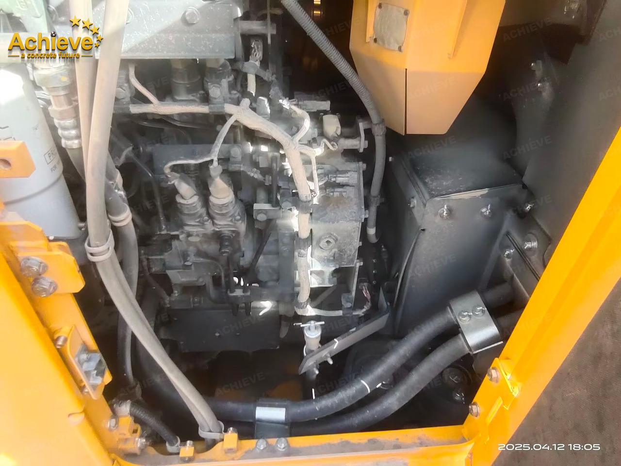 حفارات زحافة komatsu 【ACHIEVE】TOP CONDITION!!! PC1250-11R 2023 4500h Horsepower (HP) 758 HP @ 1,800 rpm Operating weight (lbs) 269,300 - 272,600 Bucket Capacity (yd3) 5.3-9.5: صور 34 حفارات زحافة komatsu 【ACHIEVE】TOP CONDITION!!! PC1250-11R 2023 4500h Horsepower (HP) 758 HP @ 1,800 rpm Operating weight (lbs) 269,300 - 272,600 Bucket Capacity (yd3) 5.3-9.5: صور 34