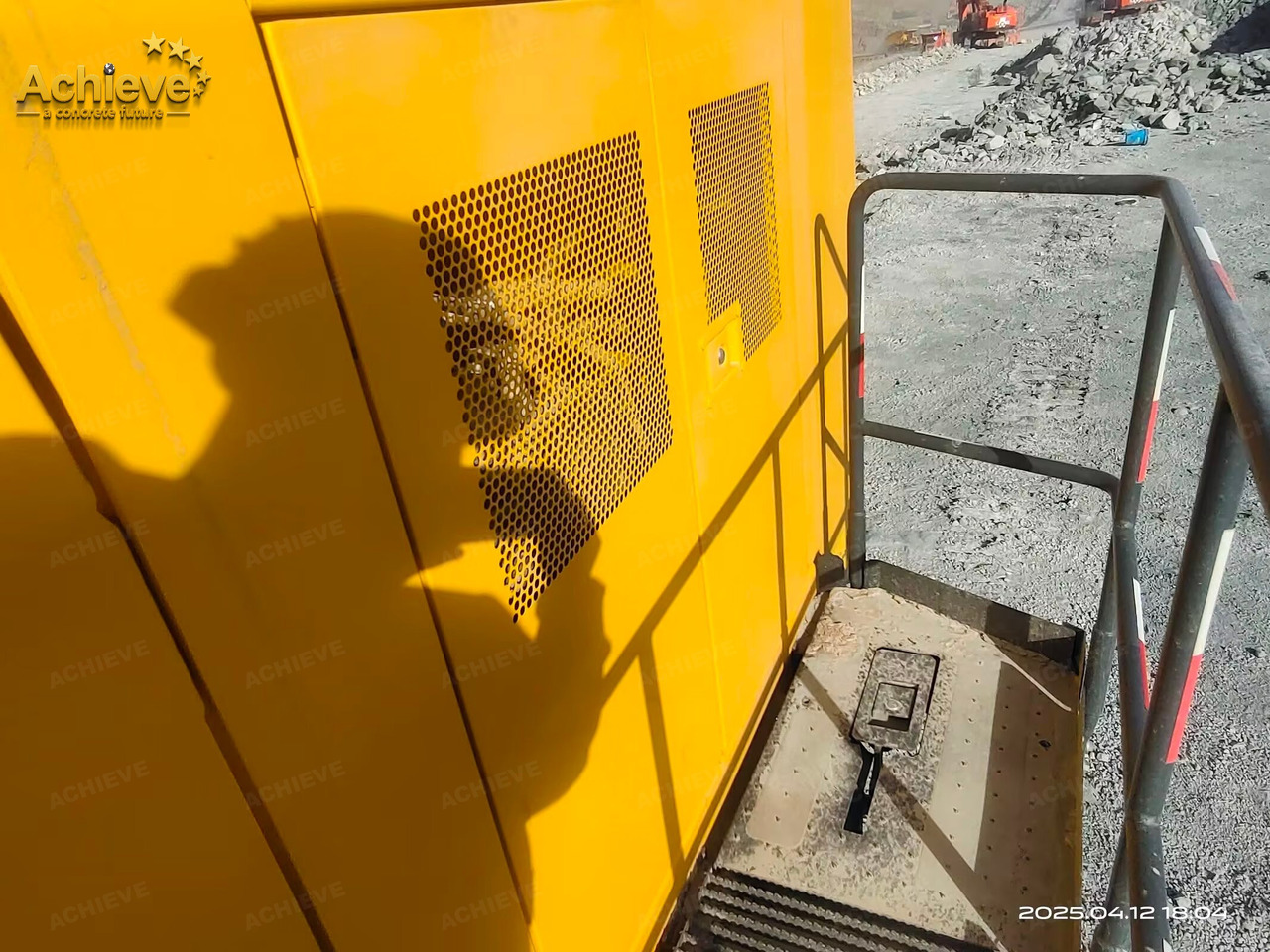 حفارات زحافة komatsu 【ACHIEVE】TOP CONDITION!!! PC1250-11R 2023 4500h Horsepower (HP) 758 HP @ 1,800 rpm Operating weight (lbs) 269,300 - 272,600 Bucket Capacity (yd3) 5.3-9.5: صور 24 حفارات زحافة komatsu 【ACHIEVE】TOP CONDITION!!! PC1250-11R 2023 4500h Horsepower (HP) 758 HP @ 1,800 rpm Operating weight (lbs) 269,300 - 272,600 Bucket Capacity (yd3) 5.3-9.5: صور 24