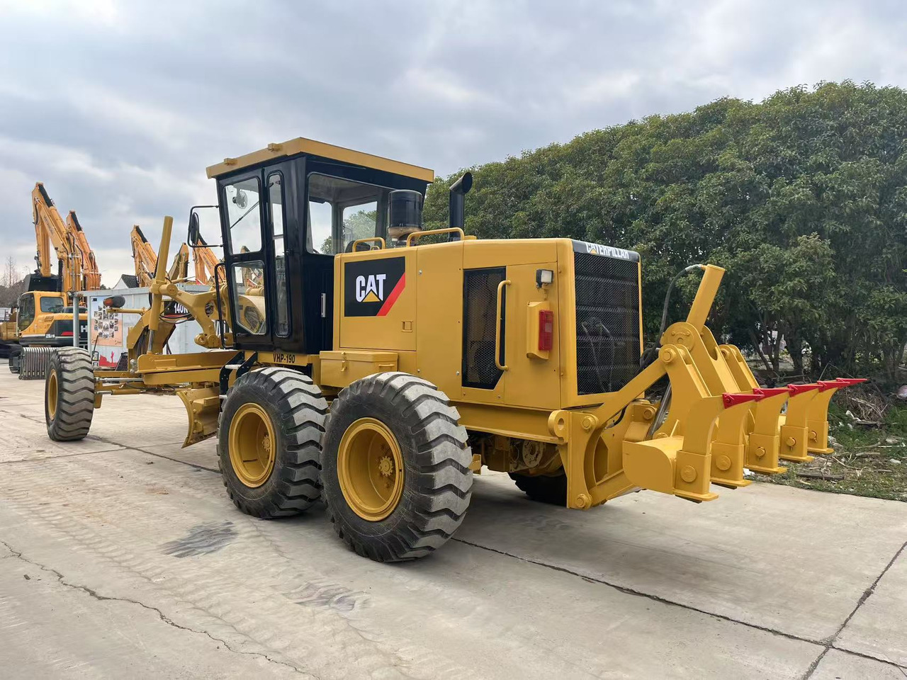 Caterpillar 140K Motor Grader Good Price Used Condition - آلة تسوية الأرض: صور 4 Caterpillar 140K Motor Grader Good Price Used Condition - آلة تسوية الأرض: صور 4