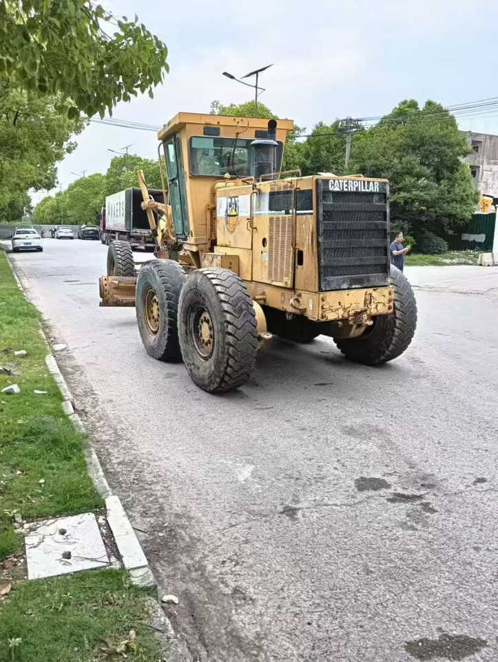 Caterpillar 14H, 140H Motor Grader Original Color CAT Machine - آلة تسوية الأرض: صور 3 Caterpillar 14H, 140H Motor Grader Original Color CAT Machine - آلة تسوية الأرض: صور 3