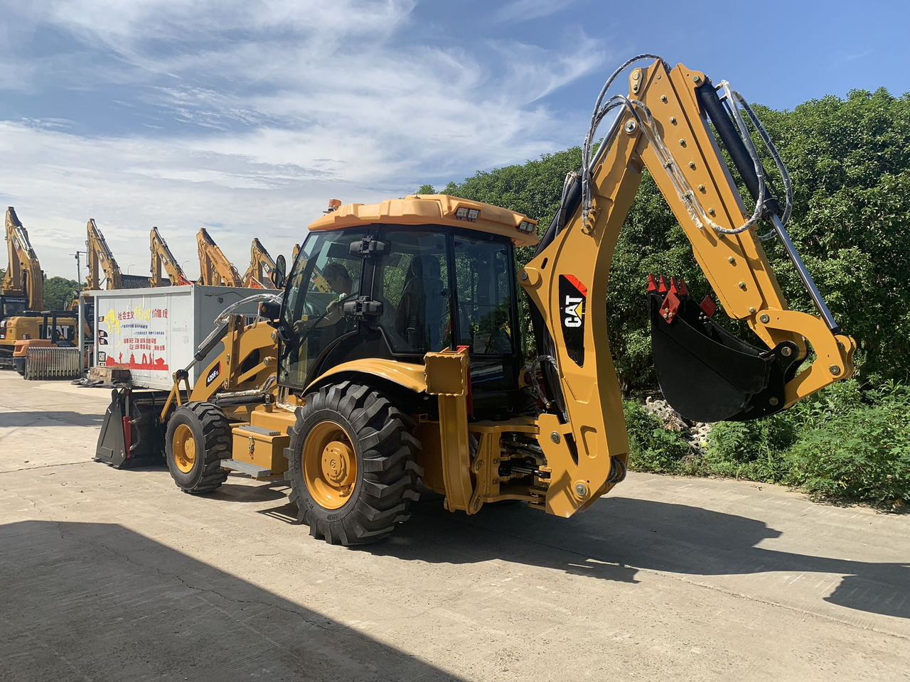 Caterpillar 420, 416 Backhoe Loader Brand New Condition - حفار متعدد الاستخدام: صور 1 Caterpillar 420, 416 Backhoe Loader Brand New Condition - حفار متعدد الاستخدام: صور 1