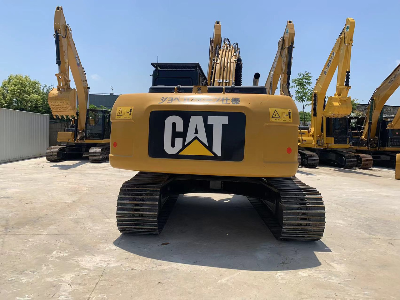 Caterpillar Excavator 320, 323 with Mechanical Engine Mitsubishi S6K - حفارات زحافة: صور 5 Caterpillar Excavator 320, 323 with Mechanical Engine Mitsubishi S6K - حفارات زحافة: صور 5