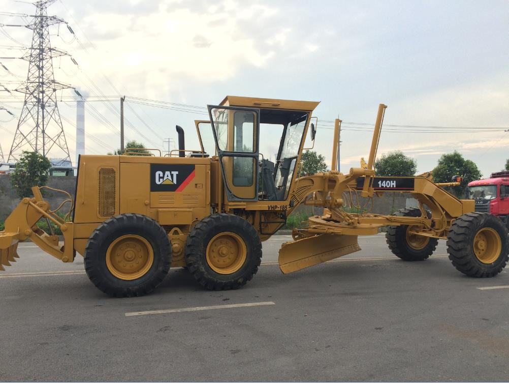 Caterpillar Motor Grader Used Condition CAT 140H - آلة تسوية الأرض: صور 2 Caterpillar Motor Grader Used Condition CAT 140H - آلة تسوية الأرض: صور 2