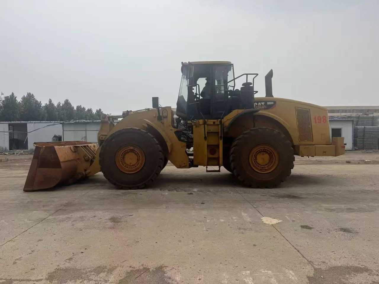 Caterpillar Secondhand Payloader CAT 988H - اللودر بعجل: صور 1 Caterpillar Secondhand Payloader CAT 988H - اللودر بعجل: صور 1