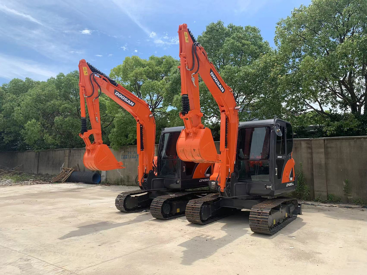 DOOSAN DX60 Good price 6 ton Small Excavator - حفارات زحافة: صور 5 DOOSAN DX60 Good price 6 ton Small Excavator - حفارات زحافة: صور 5