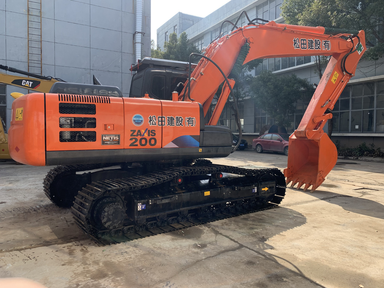 Hitachi Excavator Zaxis 200, 210, 240 Made in Japan - حفارات زحافة: صور 4 Hitachi Excavator Zaxis 200, 210, 240 Made in Japan - حفارات زحافة: صور 4