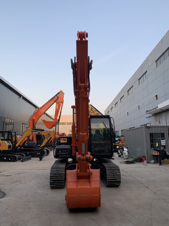 Hitachi ZX120 ZX70 ZX200 Good Price Secondhand Excavator - حفارات زحافة: صور 3 Hitachi ZX120 ZX70 ZX200 Good Price Secondhand Excavator - حفارات زحافة: صور 3
