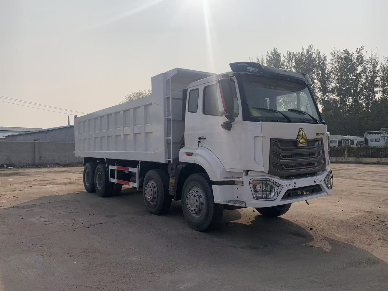 Howo 8x4 Tipper Truck Used Condition HOWO Dumper Truck Left Hand Drive - قلابات: صور 1 Howo 8x4 Tipper Truck Used Condition HOWO Dumper Truck Left Hand Drive - قلابات: صور 1