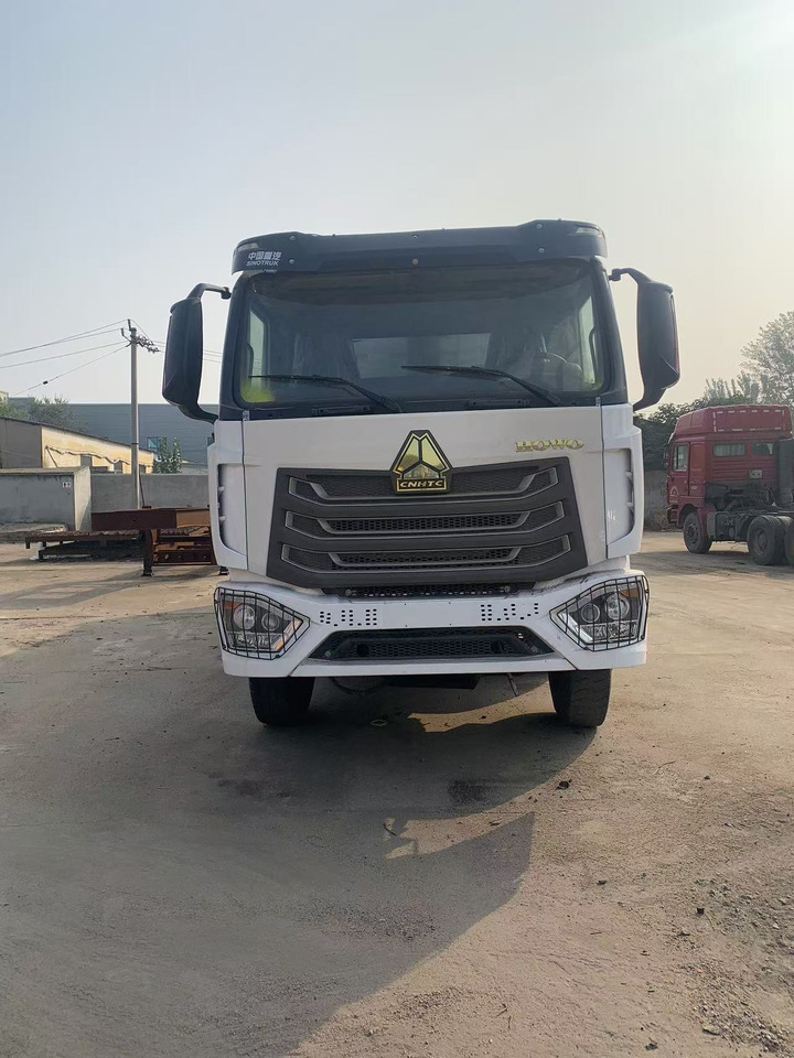 Howo 8x4 Tipper Truck Used Condition HOWO Dumper Truck Left Hand Drive - قلابات: صور 3 Howo 8x4 Tipper Truck Used Condition HOWO Dumper Truck Left Hand Drive - قلابات: صور 3