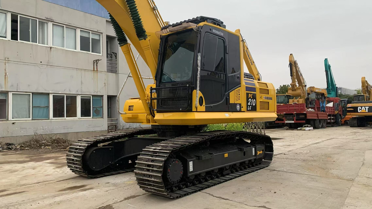 Komatsu 21 ton Excavator PC210 Good Price for PNG - حفارات زحافة: صور 5 Komatsu 21 ton Excavator PC210 Good Price for PNG - حفارات زحافة: صور 5