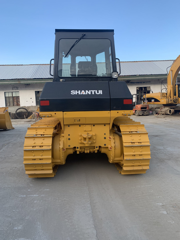 SHANTUI SD16 Used Bulldozer with Good Price - بلدوزر: صور 3 SHANTUI SD16 Used Bulldozer with Good Price - بلدوزر: صور 3