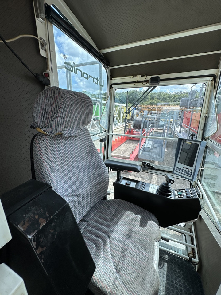 LIEBHERR 150 EC-B 8 Litronic - رافعة برجية: صور 4 LIEBHERR 150 EC-B 8 Litronic - رافعة برجية: صور 4