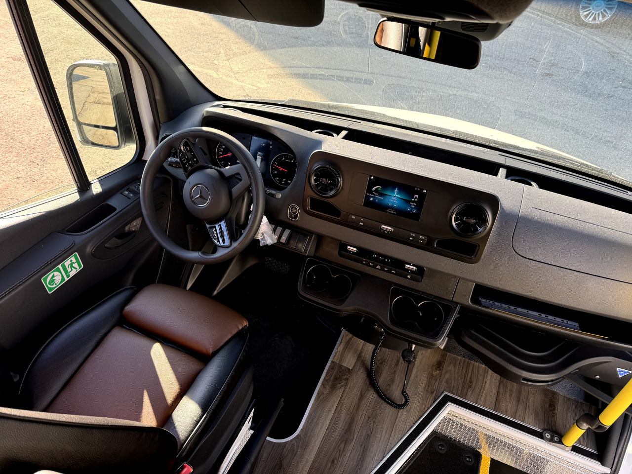 Mercedes-Benz Sprinter 517 - حافلة صغيرة, ميكروباص: صور 2 Mercedes-Benz Sprinter 517 - حافلة صغيرة, ميكروباص: صور 2