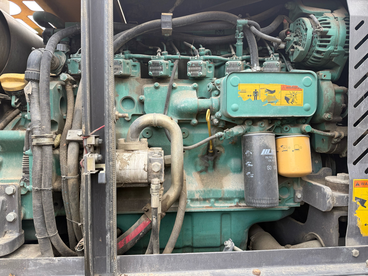 VOLVO D6D EJE2 - المحرك - حفارة: صور 2 VOLVO D6D EJE2 - المحرك - حفارة: صور 2