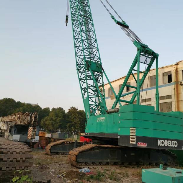 2005 KOBELCO 7150 - رافعة مجنزرة: صور 1 2005 KOBELCO 7150 - رافعة مجنزرة: صور 1