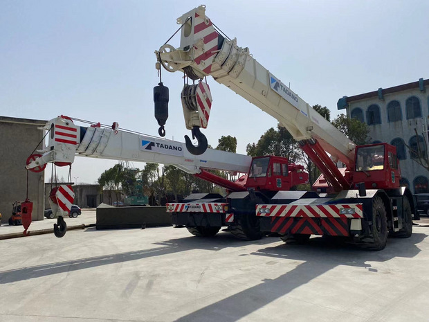 رافعة الطرق الوعرة 2012 TADANO TR500E: صور 10 رافعة الطرق الوعرة 2012 TADANO TR500E: صور 10