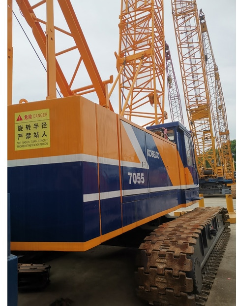 2015 KOBELCO 7055 - رافعة مجنزرة: صور 5 2015 KOBELCO 7055 - رافعة مجنزرة: صور 5