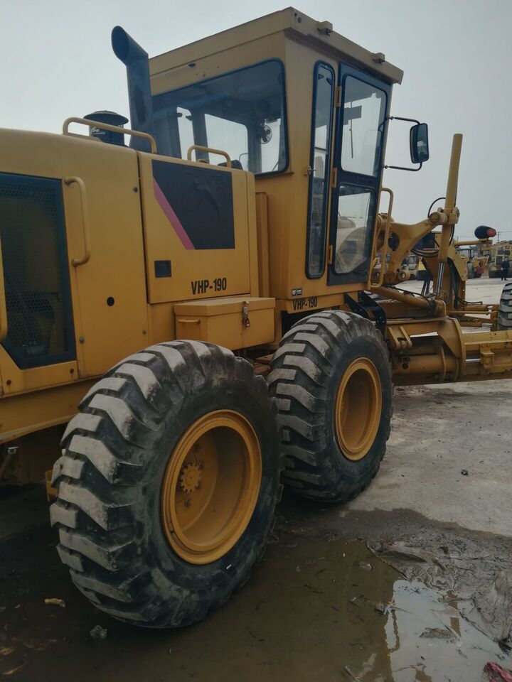 Caterpillar 140H - آلة تسوية الأرض: صور 5 Caterpillar 140H - آلة تسوية الأرض: صور 5