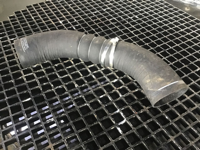 Liebherr A928 / R926 / R930 - أنبوب سحب الهواء: صور 3 Liebherr A928 / R926 / R930 - أنبوب سحب الهواء: صور 3