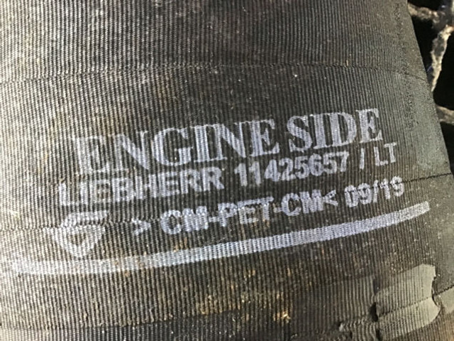 Liebherr A928 / R926 / R930 - أنبوب سحب الهواء: صور 1 Liebherr A928 / R926 / R930 - أنبوب سحب الهواء: صور 1