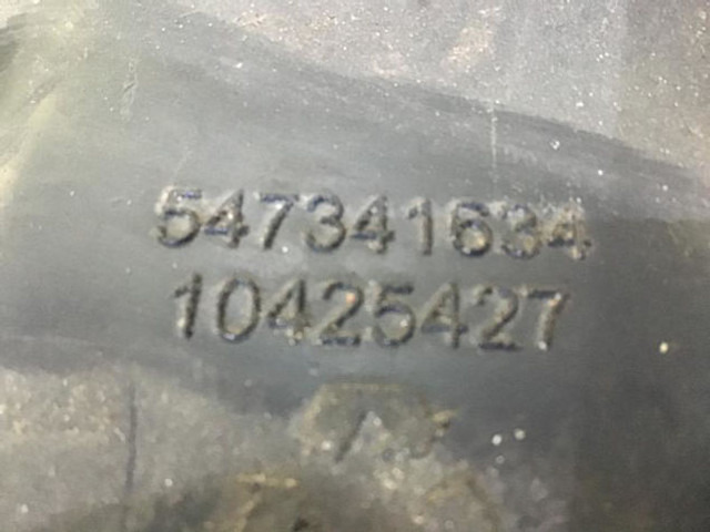 Liebherr Air Duct - جزء تكييف الهواء: صور 3 Liebherr Air Duct - جزء تكييف الهواء: صور 3