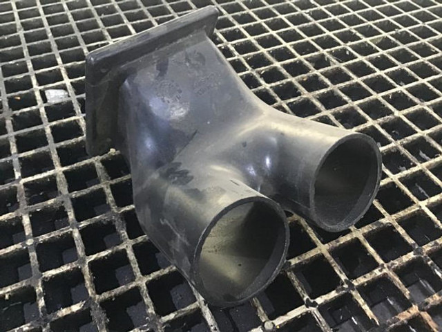 Liebherr Air Duct - جزء تكييف الهواء: صور 1 Liebherr Air Duct - جزء تكييف الهواء: صور 1