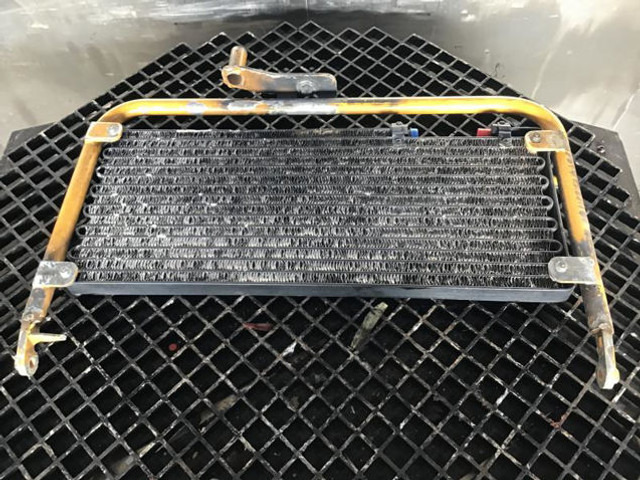 Liebherr Airco Condenser - جزء تكييف الهواء: صور 2 Liebherr Airco Condenser - جزء تكييف الهواء: صور 2