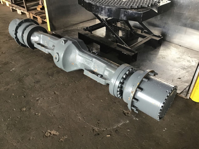 Liebherr Axle - المحور الأمامي: صور 1 Liebherr Axle - المحور الأمامي: صور 1