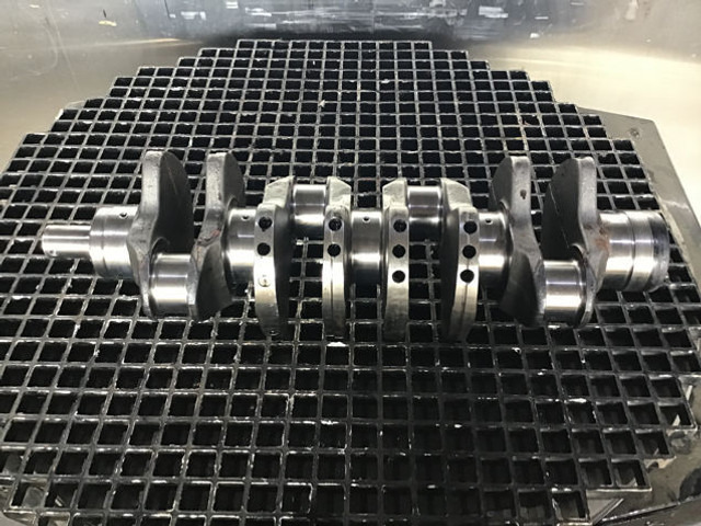 Liebherr Crankshaft D924 - العمود المرفقي: صور 1 Liebherr Crankshaft D924 - العمود المرفقي: صور 1