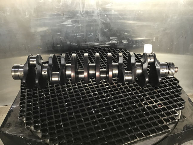 Liebherr Crankshaft D926 - العمود المرفقي: صور 3 Liebherr Crankshaft D926 - العمود المرفقي: صور 3