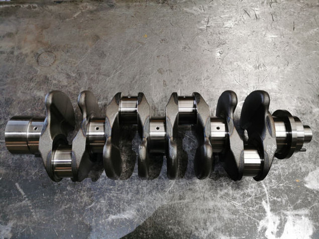 Liebherr Crankshaft D934L - العمود المرفقي: صور 1 Liebherr Crankshaft D934L - العمود المرفقي: صور 1