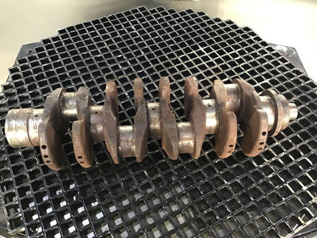 Liebherr Crankshaft D934S - العمود المرفقي: صور 1 Liebherr Crankshaft D934S - العمود المرفقي: صور 1