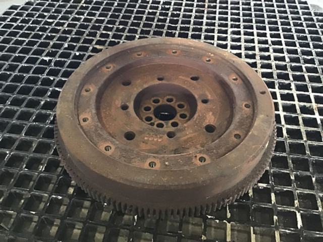 Liebherr Flywheel - دولاب الموازنة: صور 1 Liebherr Flywheel - دولاب الموازنة: صور 1