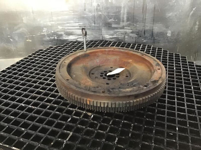 Liebherr Flywheel - دولاب الموازنة: صور 2 Liebherr Flywheel - دولاب الموازنة: صور 2