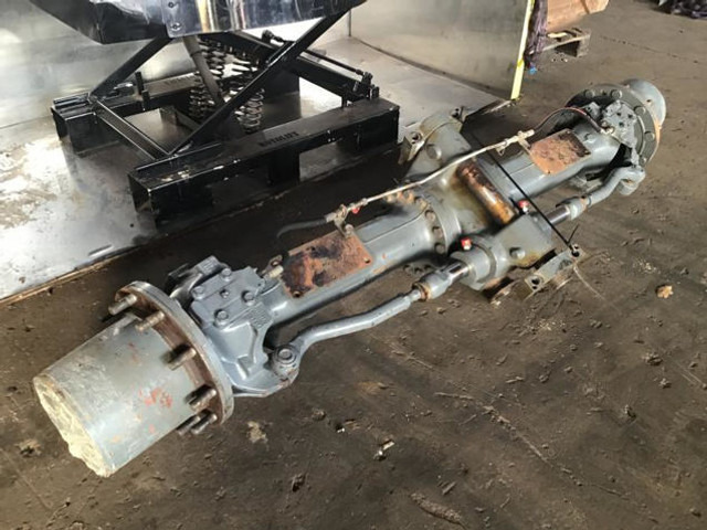 Liebherr Front Axle - المحور و قطع الغيار: صور 2 Liebherr Front Axle - المحور و قطع الغيار: صور 2