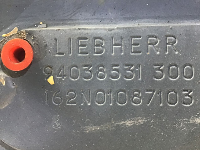Liebherr Fuel Tank - خزان وقود: صور 5 Liebherr Fuel Tank - خزان وقود: صور 5