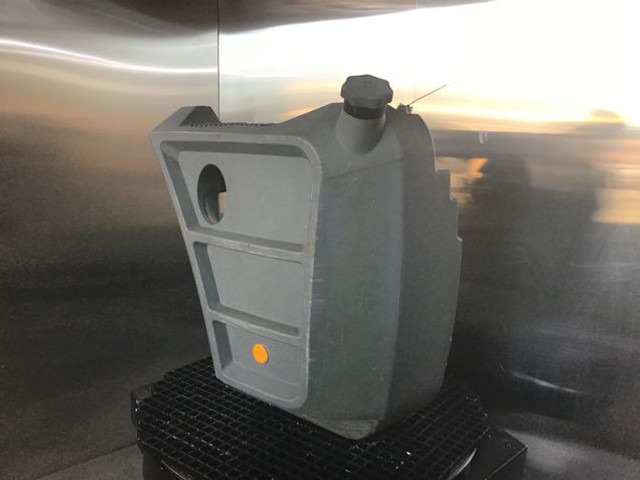 Liebherr Fuel Tank - خزان وقود: صور 3 Liebherr Fuel Tank - خزان وقود: صور 3