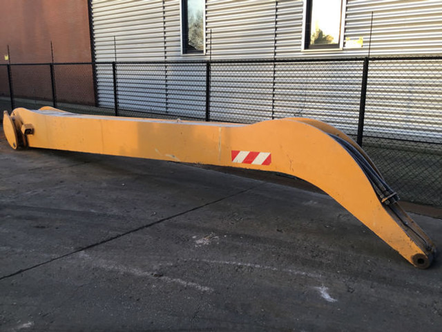 Liebherr Industrial Stick - هيكل السيارة الخارجية: صور 3 Liebherr Industrial Stick - هيكل السيارة الخارجية: صور 3
