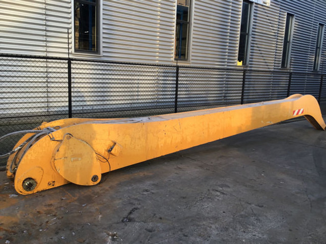 Liebherr Industrial Stick - هيكل السيارة الخارجية: صور 2 Liebherr Industrial Stick - هيكل السيارة الخارجية: صور 2