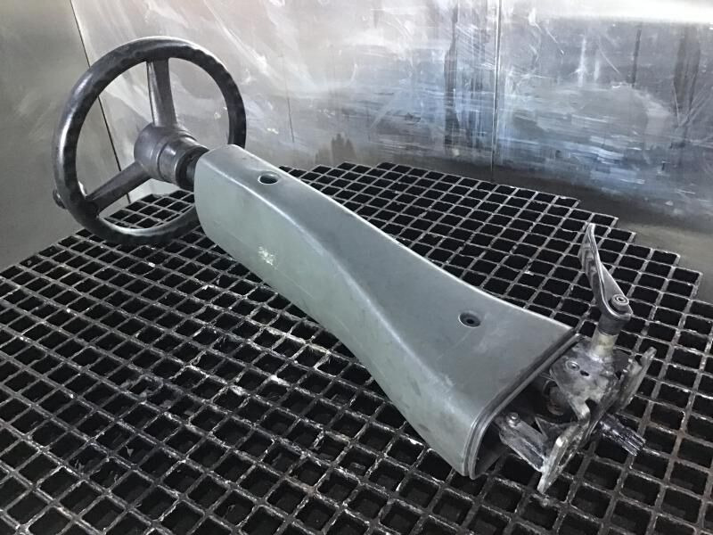 Liebherr L524 / L528 - عمود التوجيه: صور 2 Liebherr L524 / L528 - عمود التوجيه: صور 2