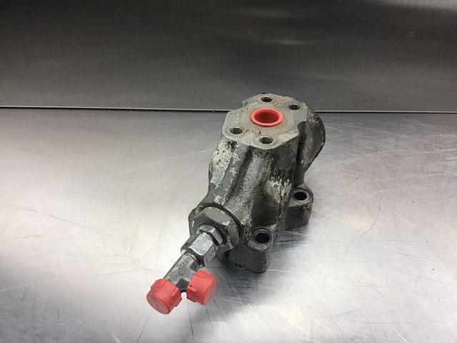 Liebherr Non Return valve - صمام: صور 2 Liebherr Non Return valve - صمام: صور 2
