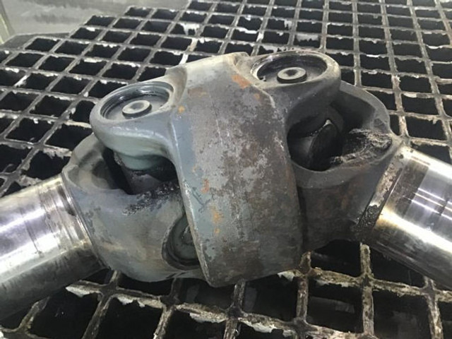 Liebherr Propellor Shaft - نصف رمح: صور 3 Liebherr Propellor Shaft - نصف رمح: صور 3