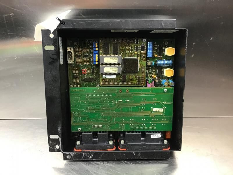 Liebherr R934 / R944 TR - كتلة التحكم: صور 1 Liebherr R934 / R944 TR - كتلة التحكم: صور 1