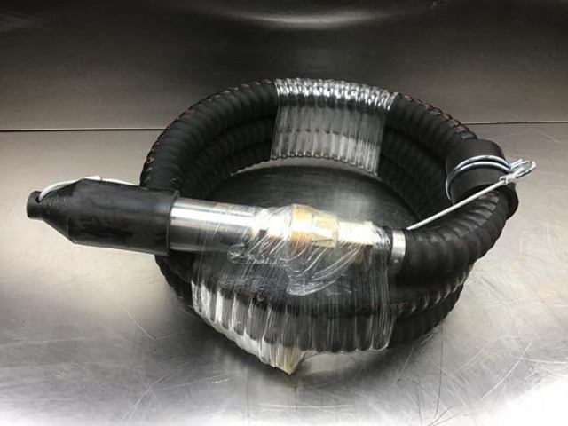 Liebherr Refuelling Hose - أنبوب سحب الهواء: صور 2 Liebherr Refuelling Hose - أنبوب سحب الهواء: صور 2